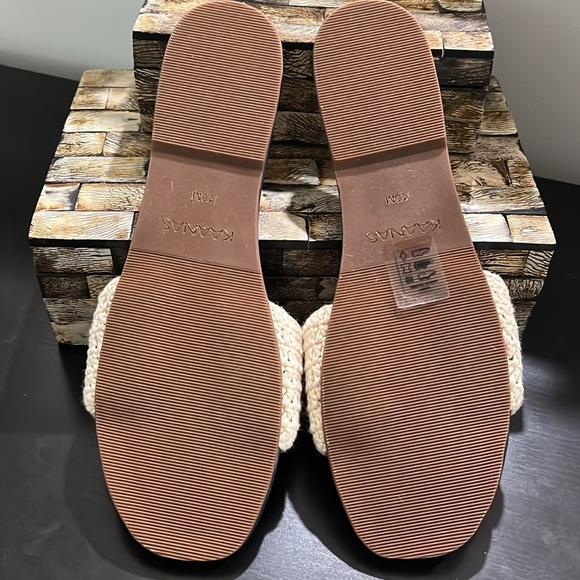 NWT KAANAS Tesia Slide Sandals - Navy - Size 10 - Picture 8 of 10